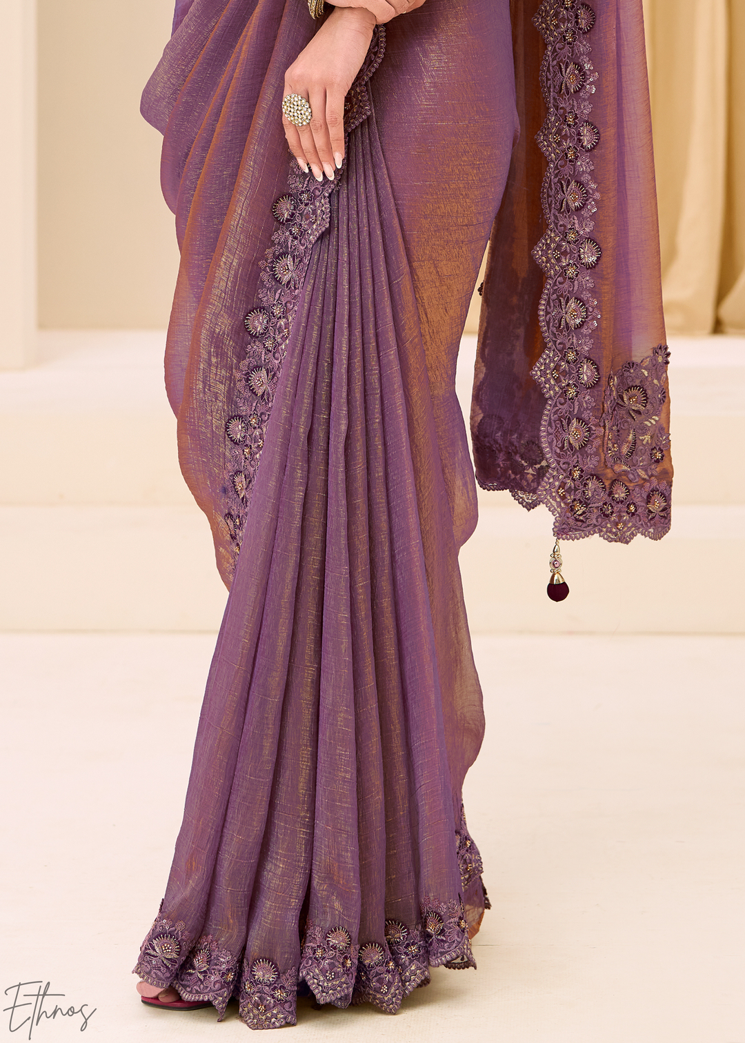 Lavender Iris Dual-Tone Two-Tone Georgette Saree