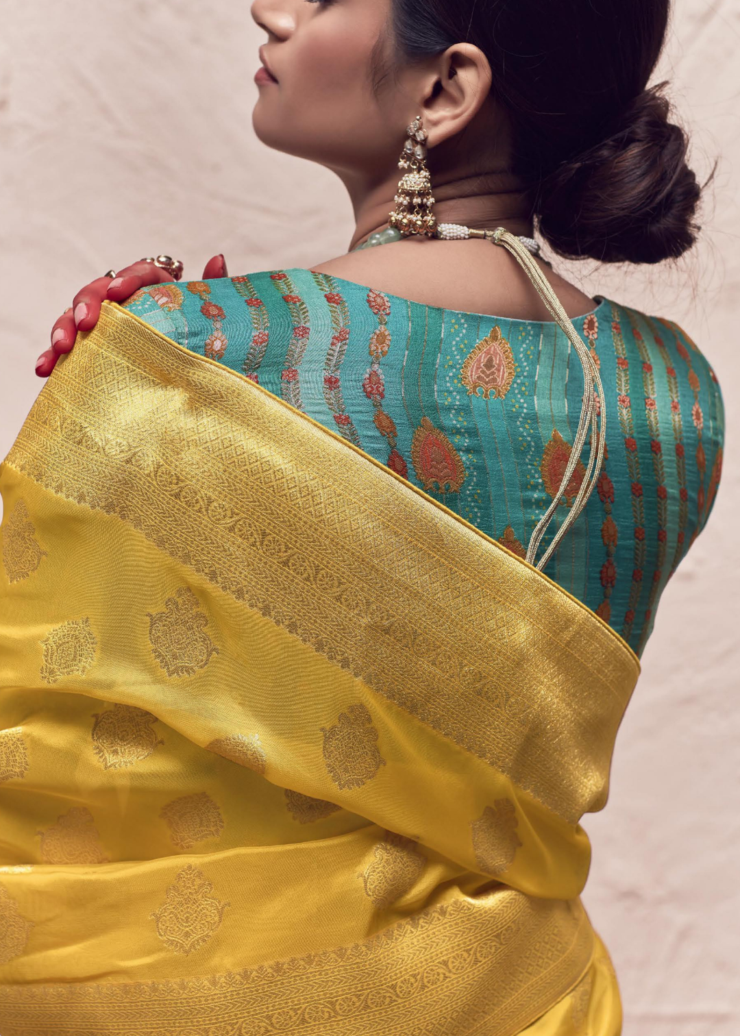 Aureolin Yellow Zari Woven Dola Silk Saree With Zari Woven Blouse