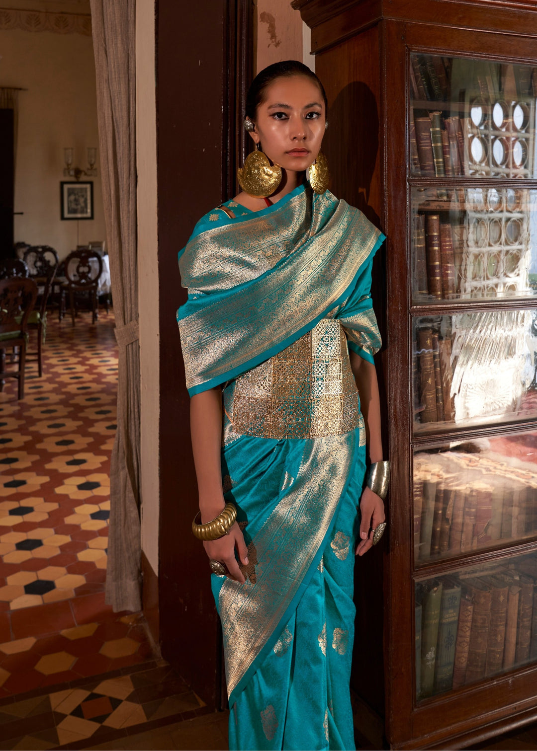 Cerulean Two Tone Handloom Weaving Silk Saree