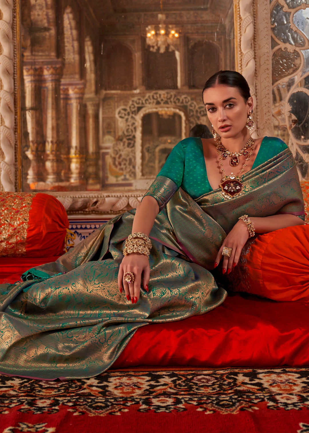 Seaweed Green Handloom Weaving Silk Saree