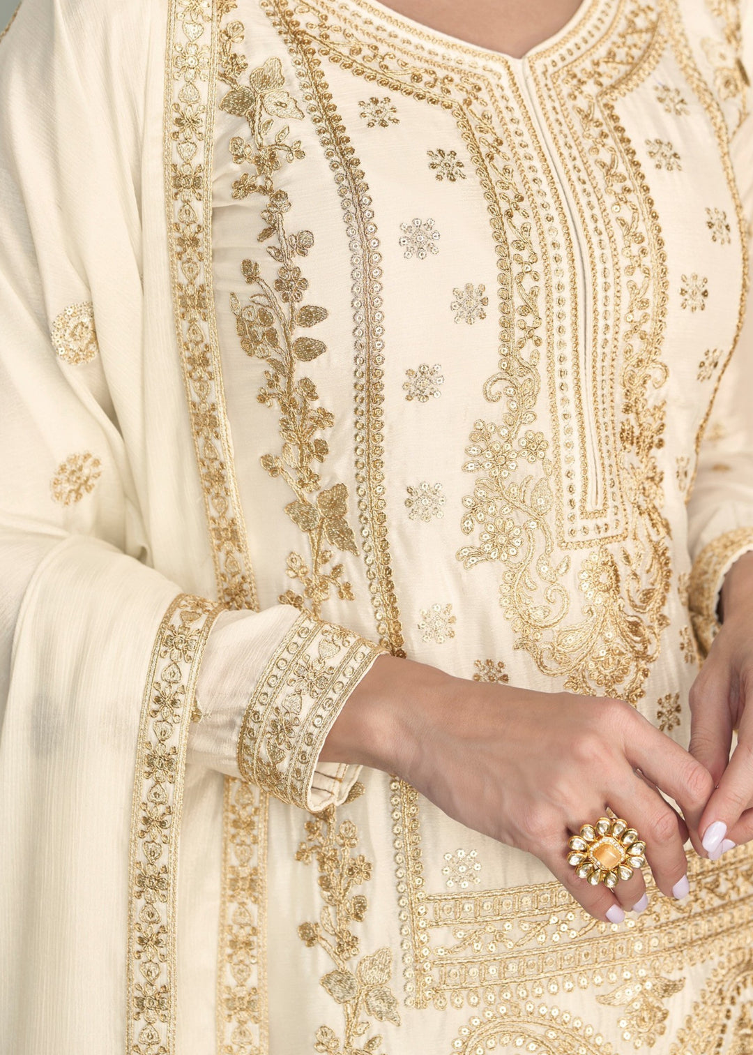 Off White Premium Chinon Silk Salwar Suit : Top Pick