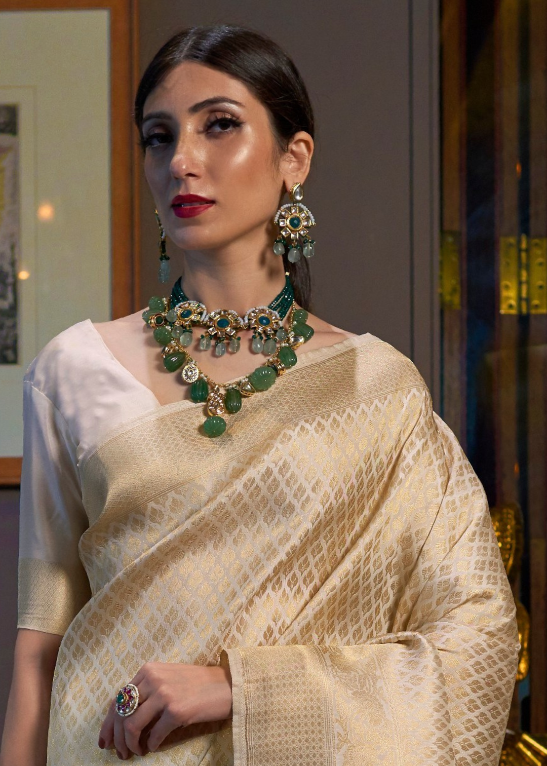 Golden Kanjivaram Soft Woven Silk Saree : Top Pick