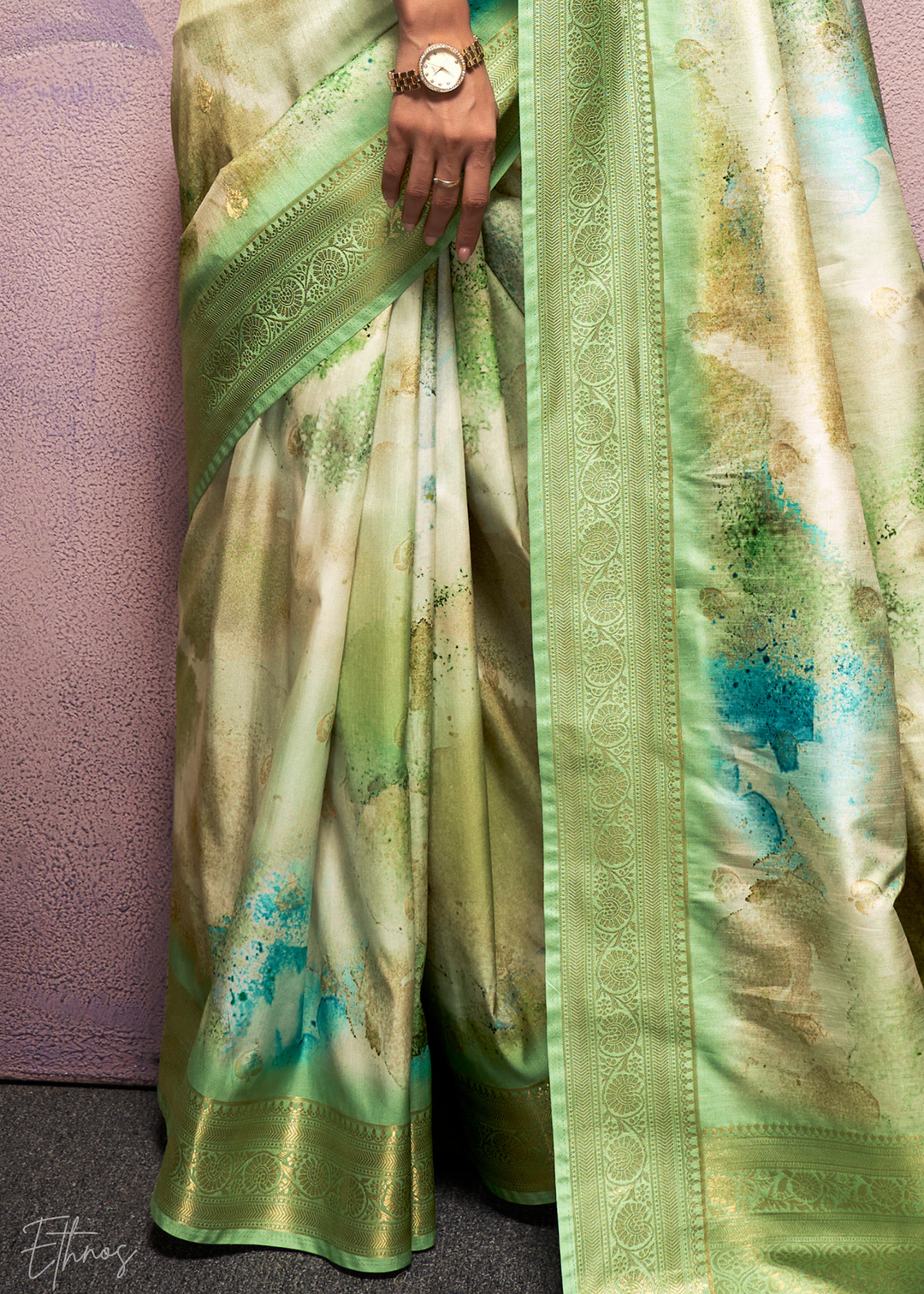 Apple Green Handloom Weaving Silk Saree