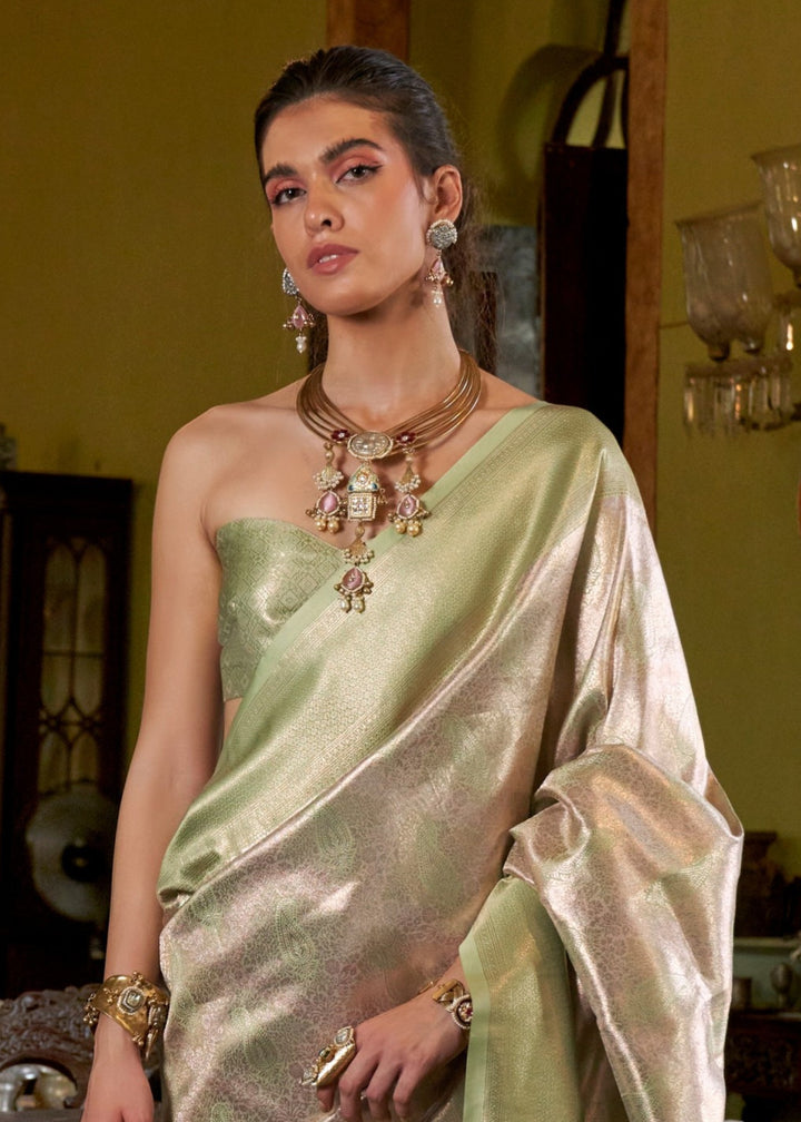 Green Pure Handloom Dharmavaram Weaving Silk Saree