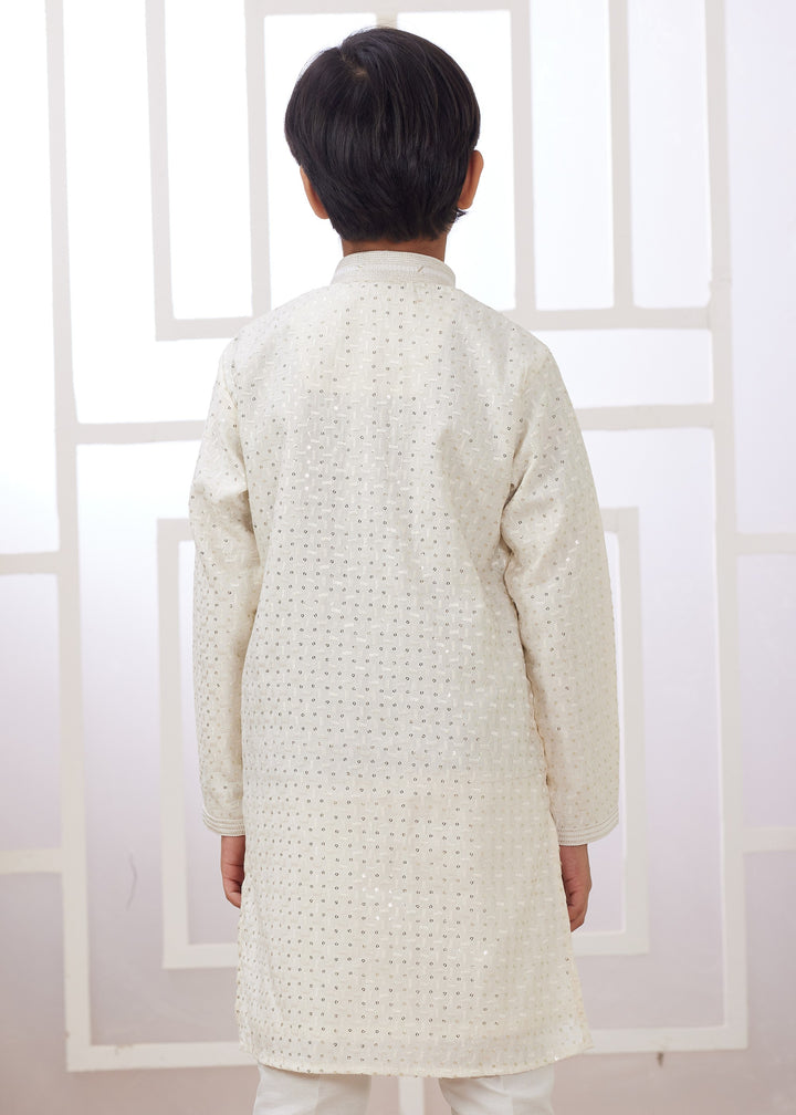 Pearl White Silk Kurta Set With Thread Embroidery Work