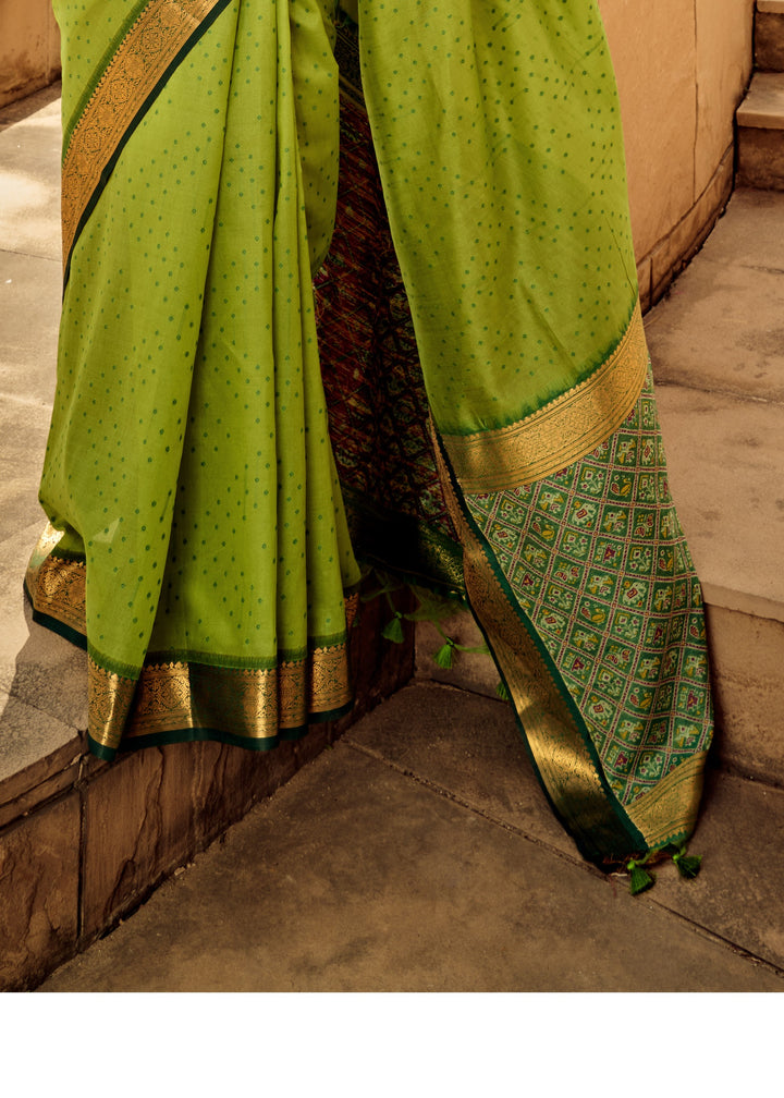 Green Handloom Weaving Silk Saree