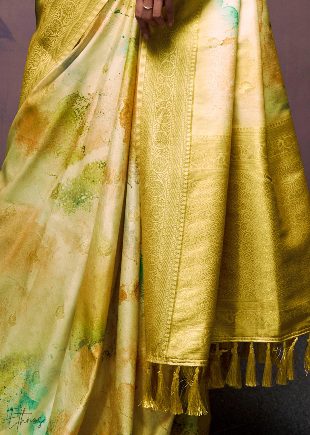 Corn Yellow Handloom Weaving Silk Saree