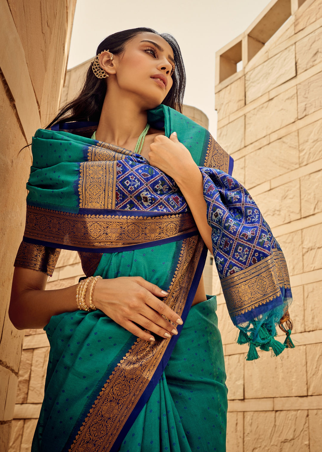 Dark Green Handloom Weaving Silk Saree