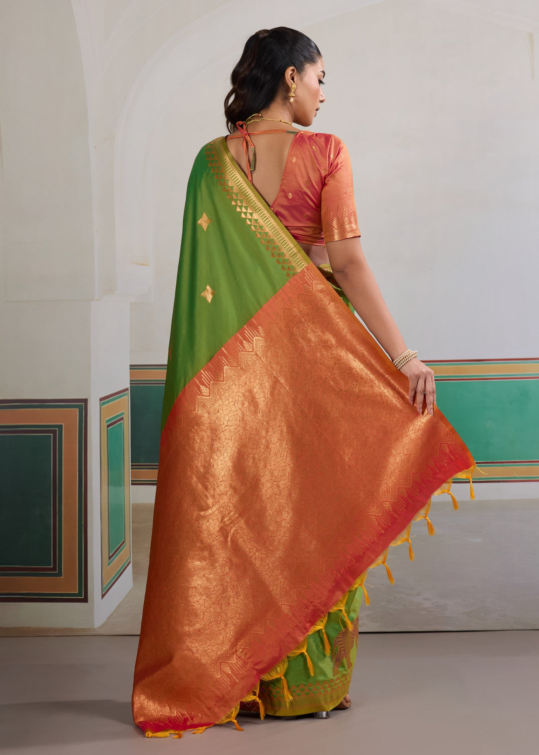 Bright leaf green Pure Silk Saree