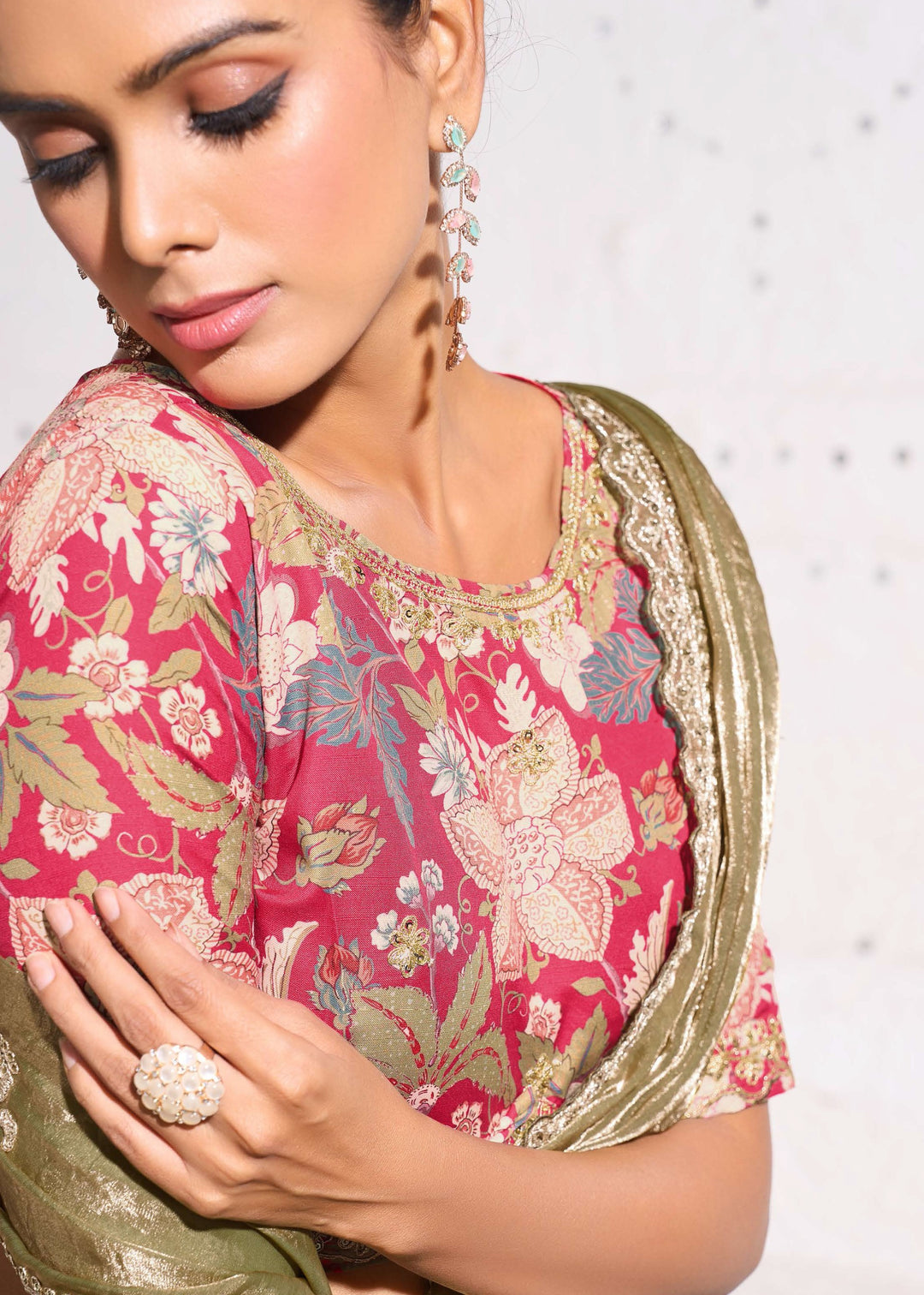 Moss Green Gold Crush Tissue Silk Saree With Beautiful Blouse