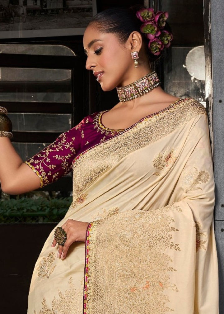 Cream Soft Dola Viscous Silk with 3d Weaved Pallu and contrast blouse Saree