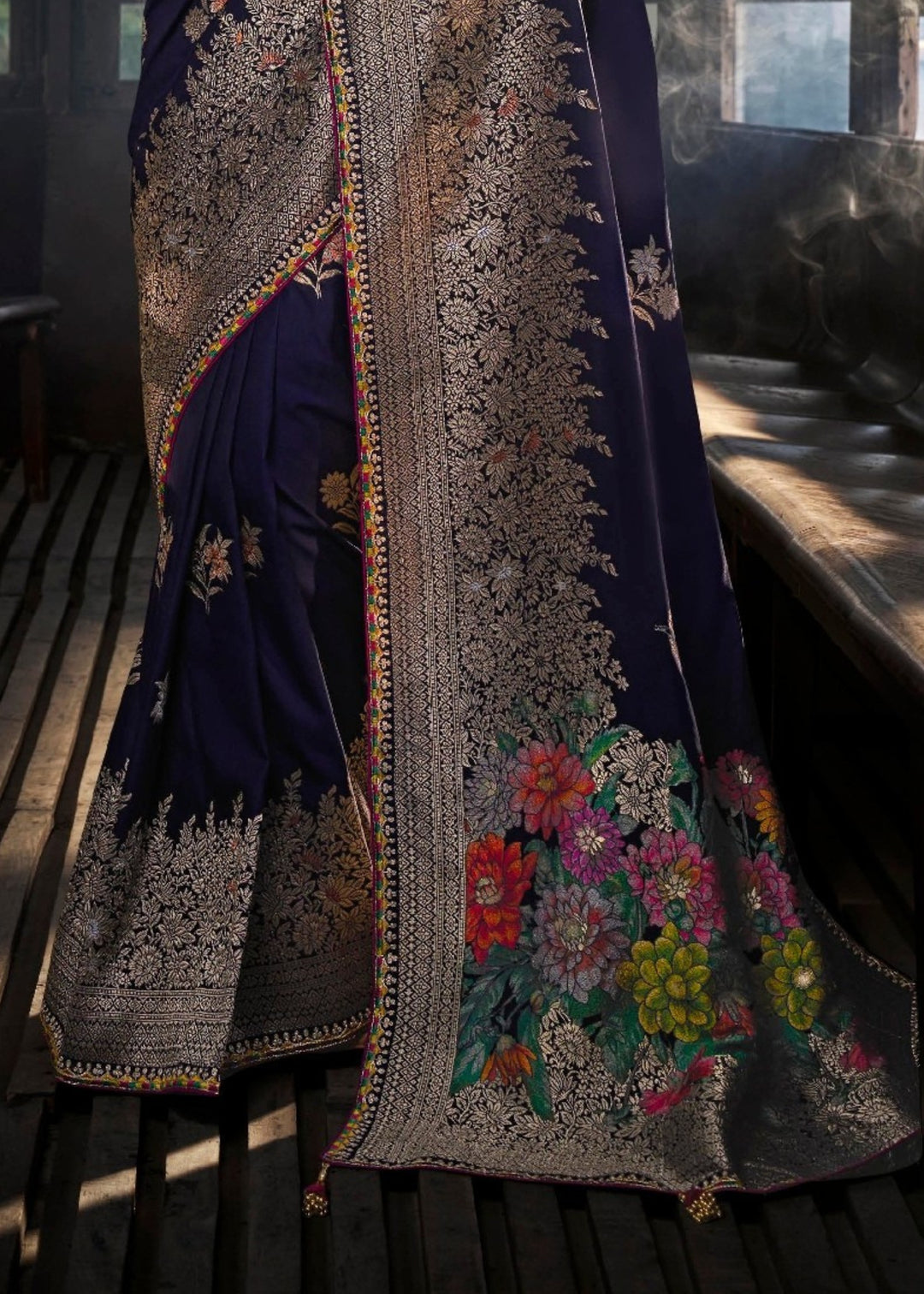 Navy Blue Soft Dola Viscous Silk with 3d Weaved Pallu and contrast blouse Saree