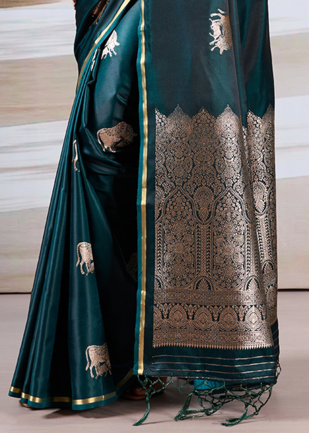 Dark Green Pure Satin Handloom Weaving Saree
