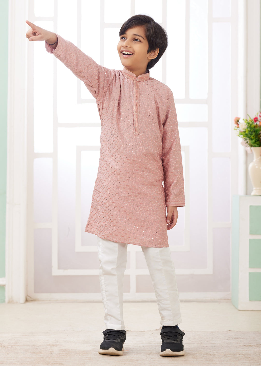 Peach Silk Mens Kurta Set With Thread Embroidery Work