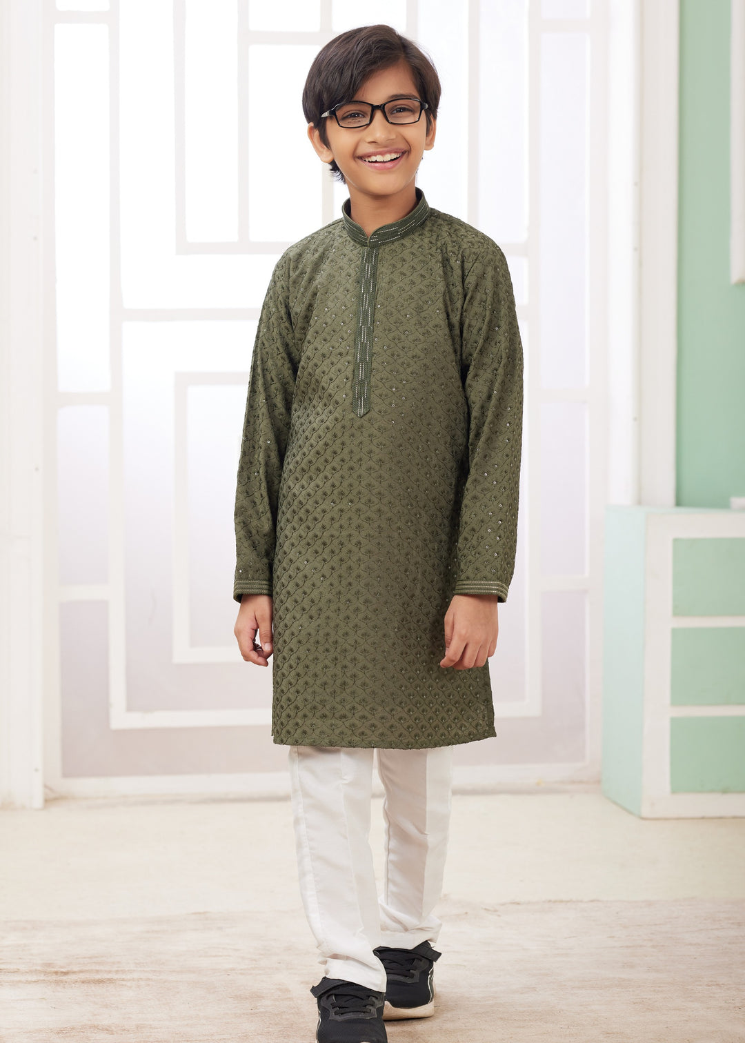 Mehendi Green Silk Mens Kurta Set With Thread Embroidery Work