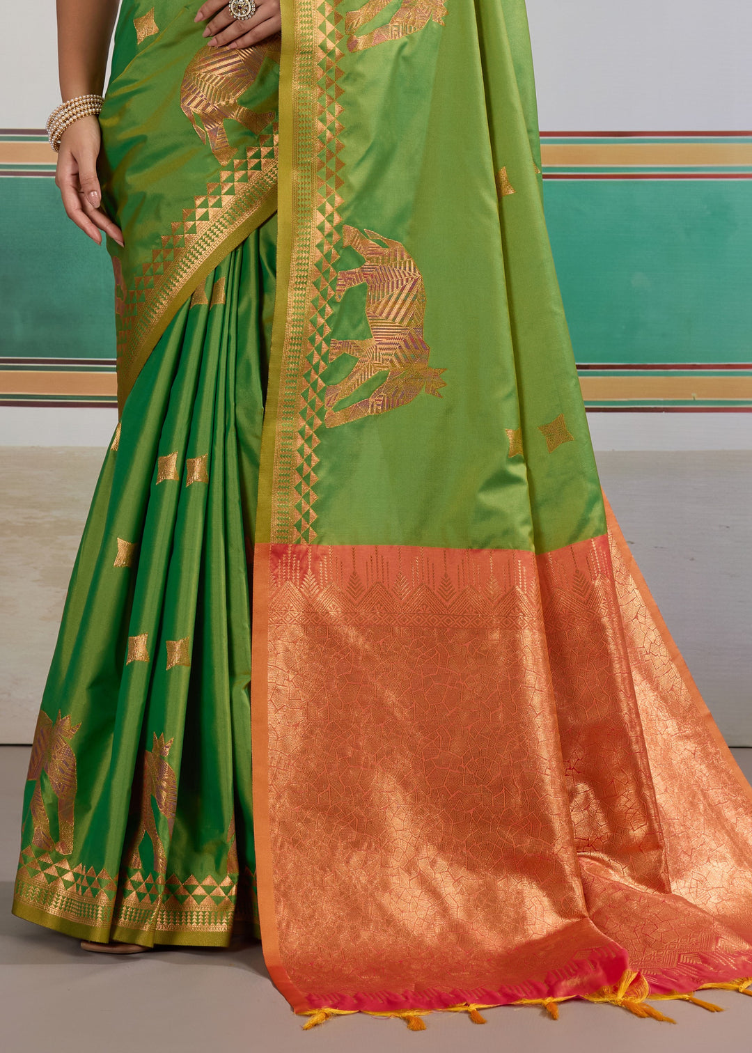 Bright leaf green Pure Silk Saree