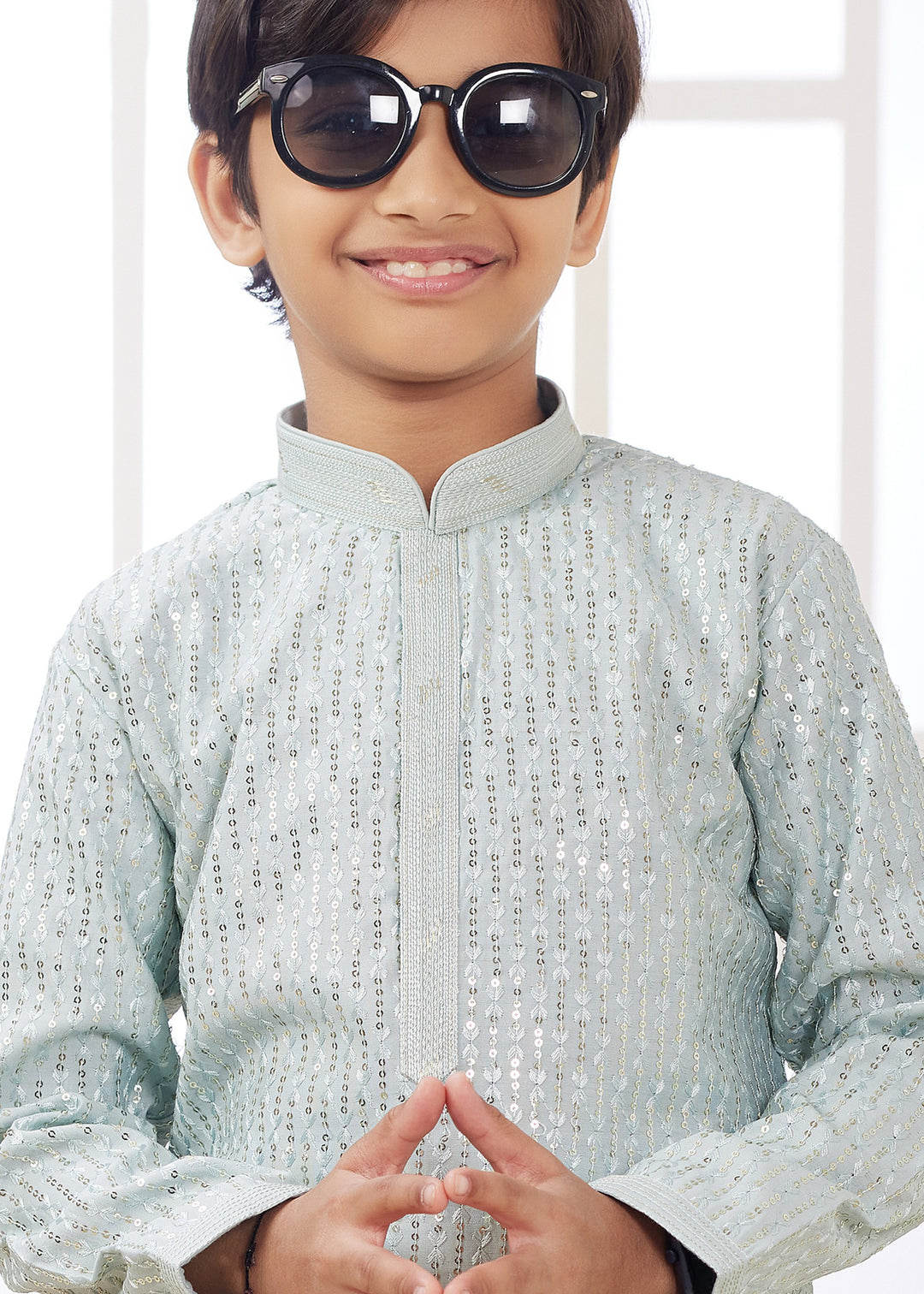 Light Blue Silk Kurta Set With Thread Embroidery Work