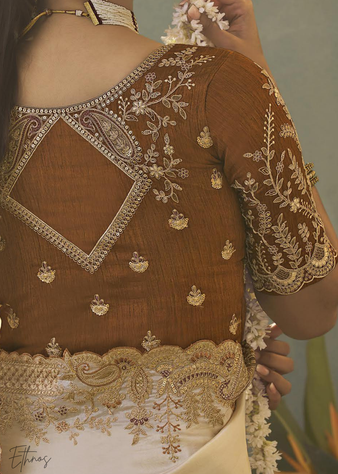 Antique Ivory Woven Scallop Border Upada Silk Saree