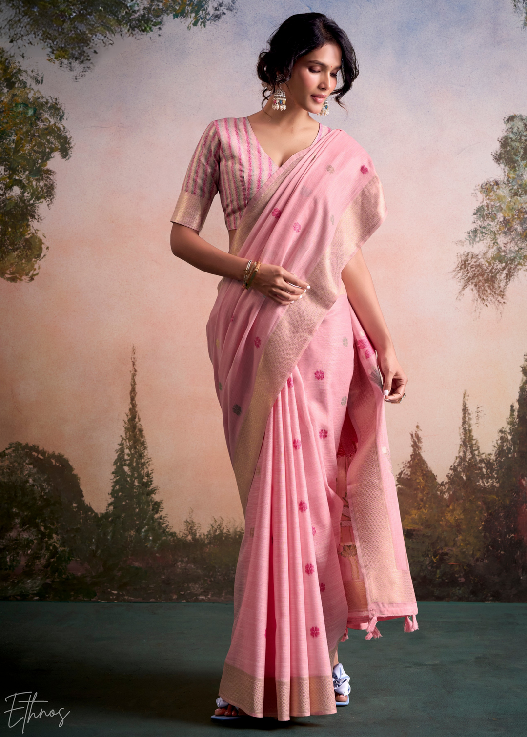 Baby Pink Lotus Pallu Linen Silk Saree
