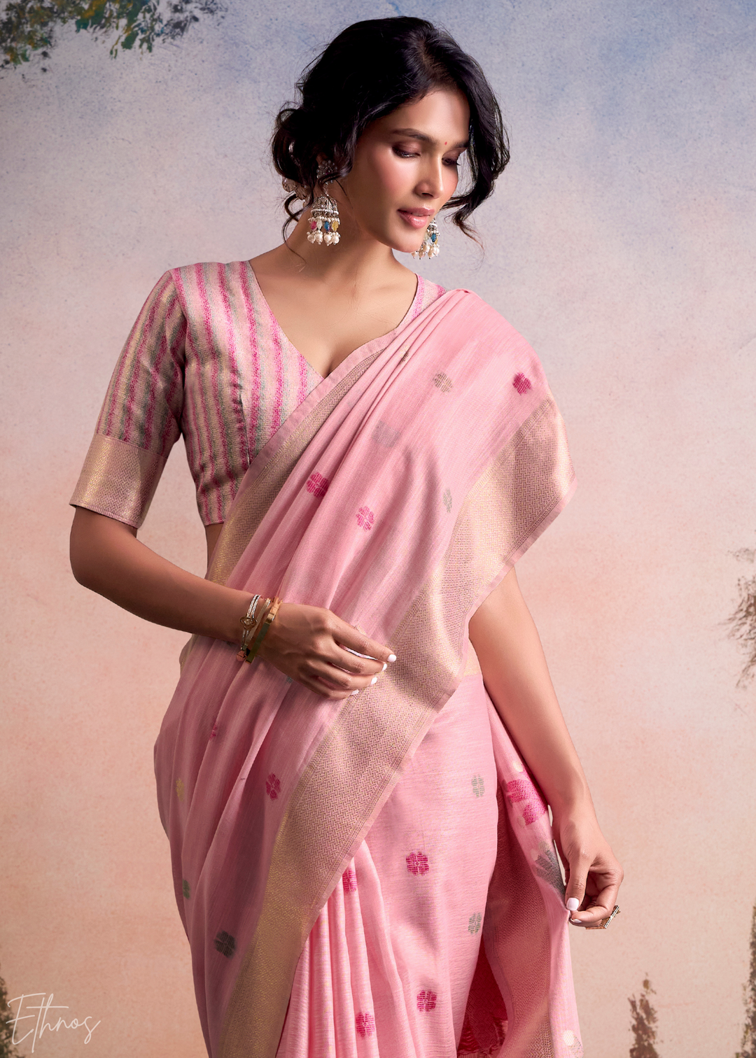 Baby Pink Lotus Pallu Linen Silk Saree