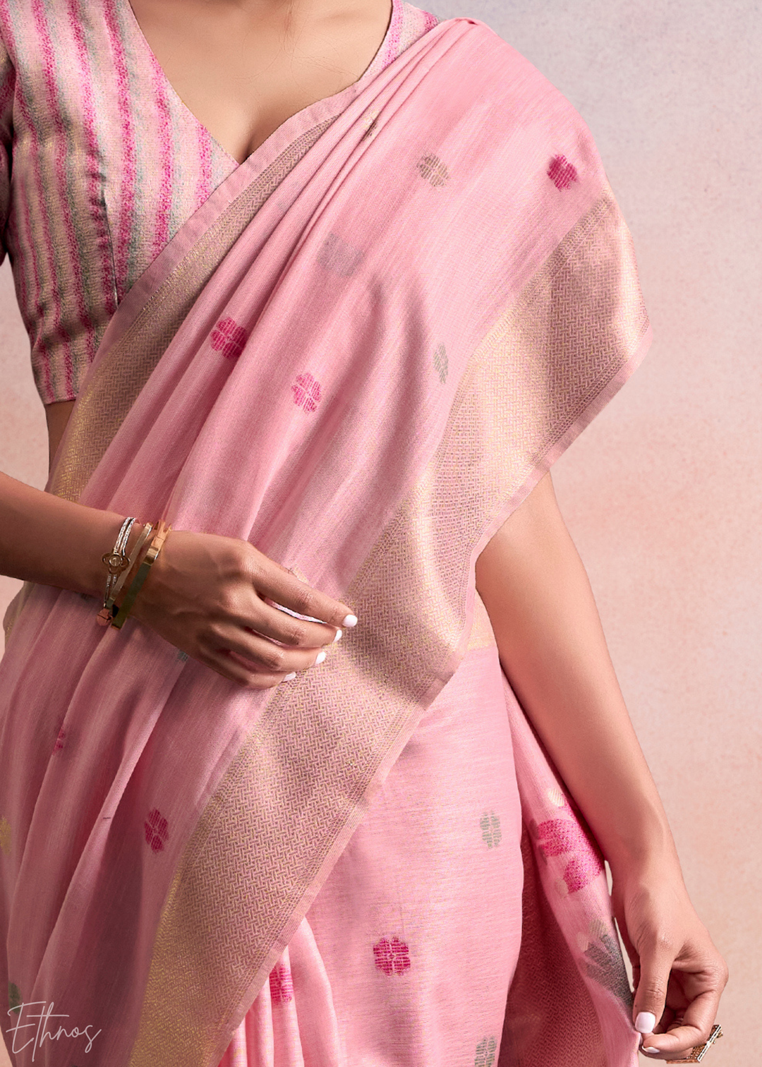 Baby Pink Lotus Pallu Linen Silk Saree
