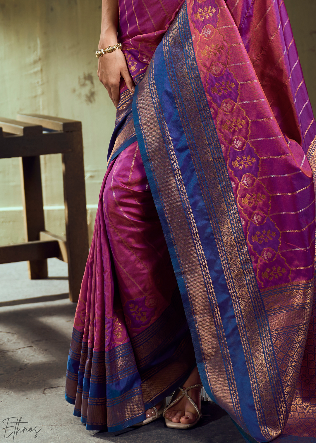 Brilliant Fuchsia Plum Pochampally Ikkat Silk Saree