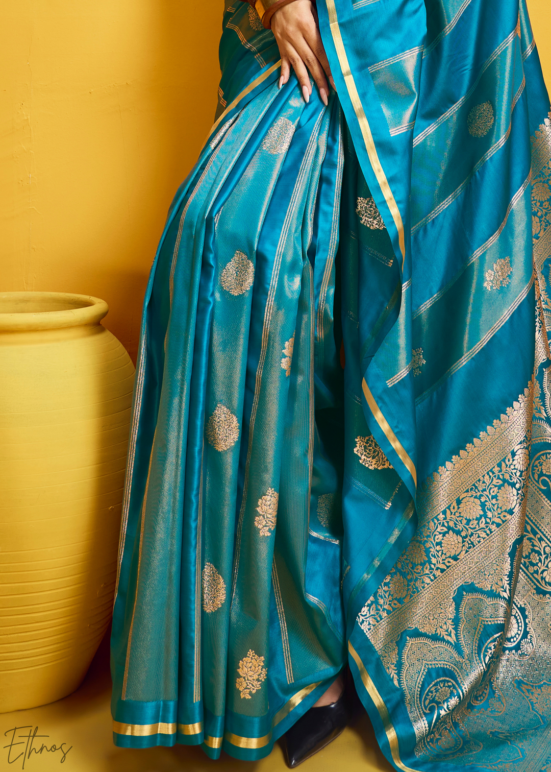 Cerulean Gold-Infused Jacquard Satin Silk Saree