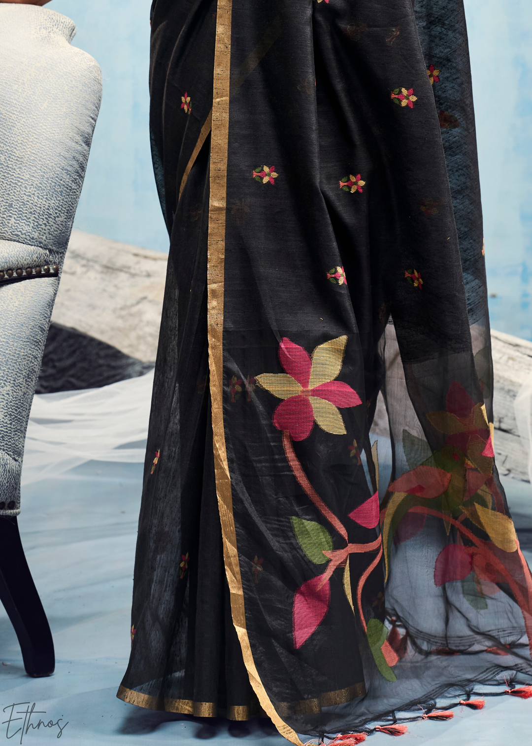 Charcoal Obsidian Artisanal Weave Munga Cotton Saree