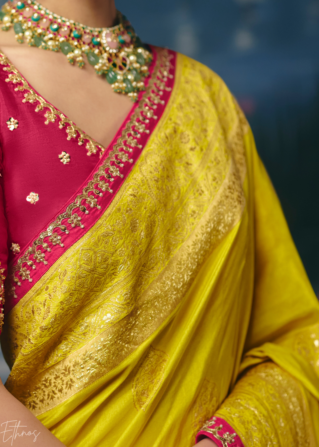 Chartreuse Traditional Zari Woven Border Dola Silk Saree