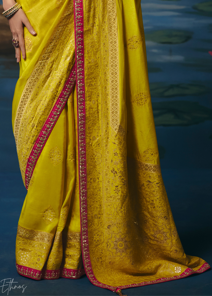 Chartreuse Traditional Zari Woven Border Dola Silk Saree