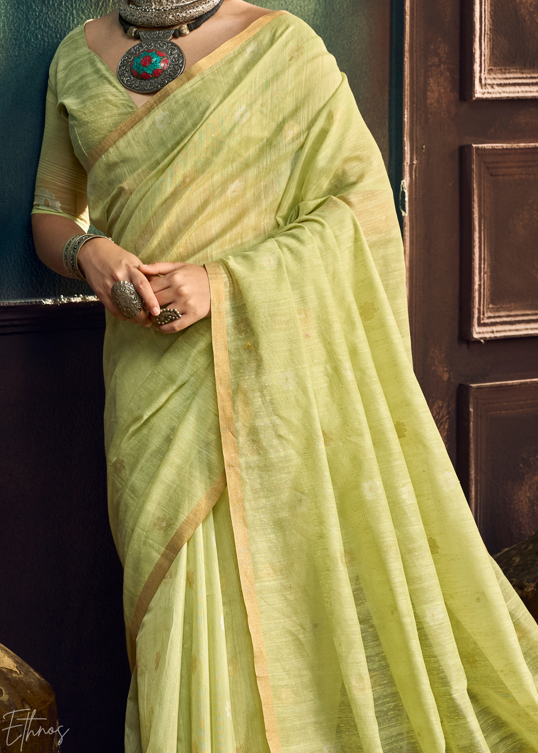 Citron Olive Artisan Floral Weave Munga Cotton Saree