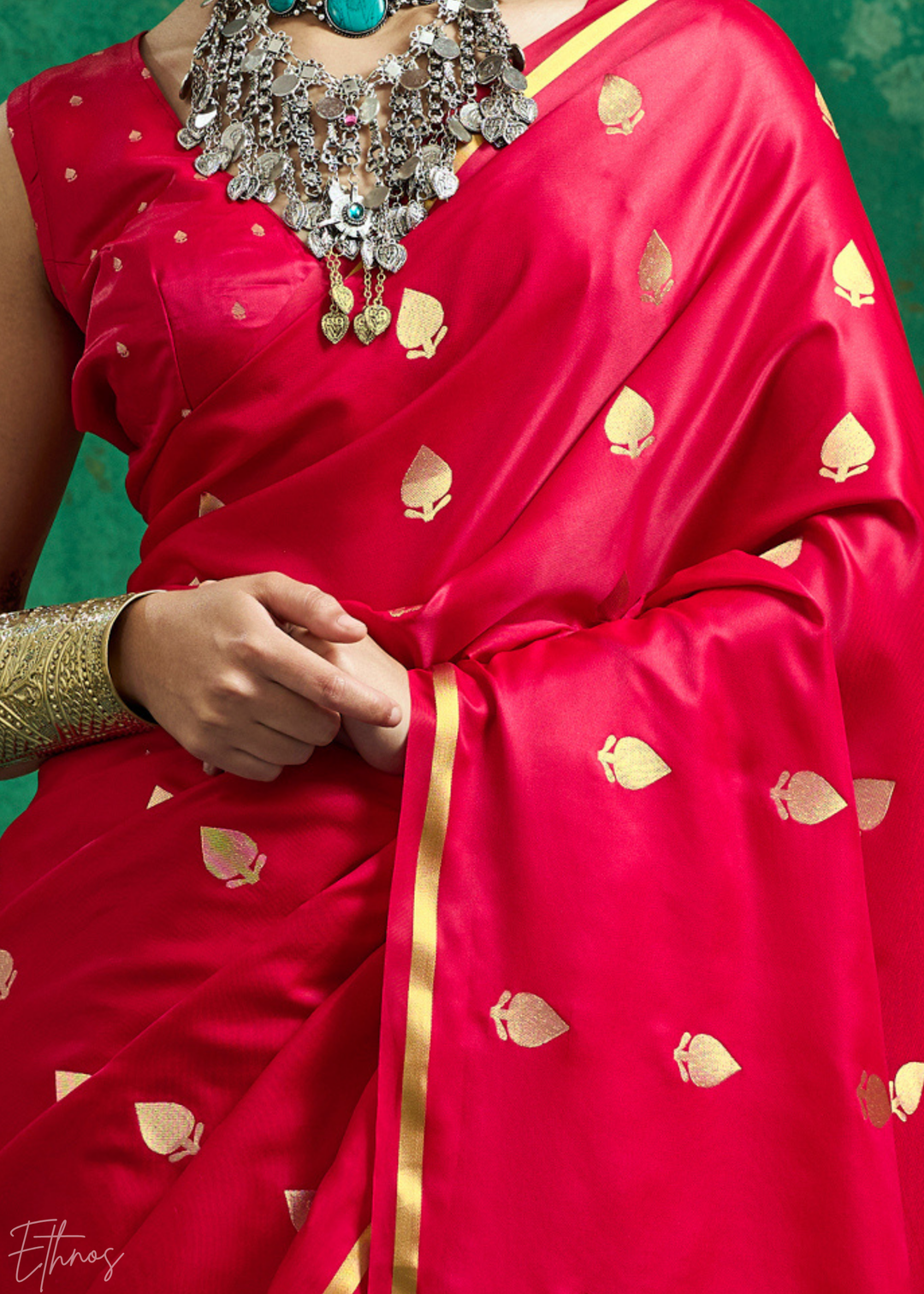 Crimson Fuchsia Leheriya Chevron Satin Saree