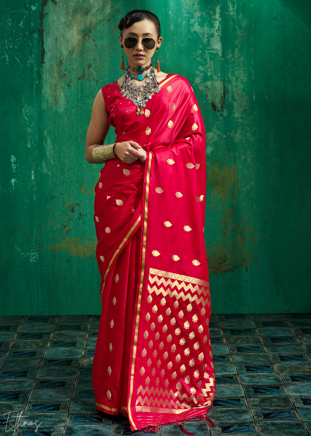Crimson Fuchsia Leheriya Chevron Satin Saree