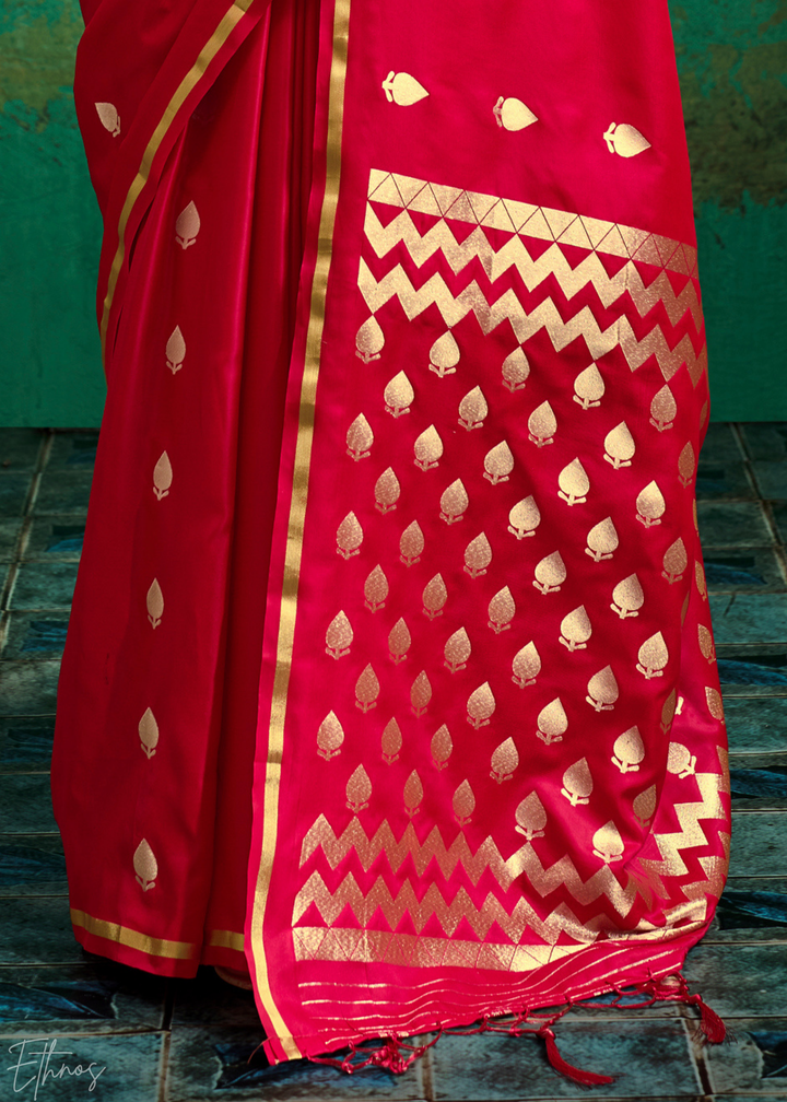 Crimson Fuchsia Leheriya Chevron Satin Saree