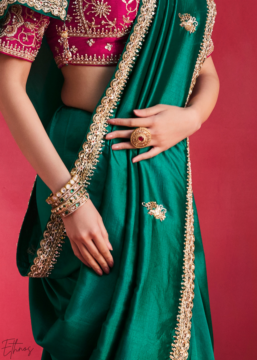 Desert Emerald Paisley Trim Border Soft Silk Saree