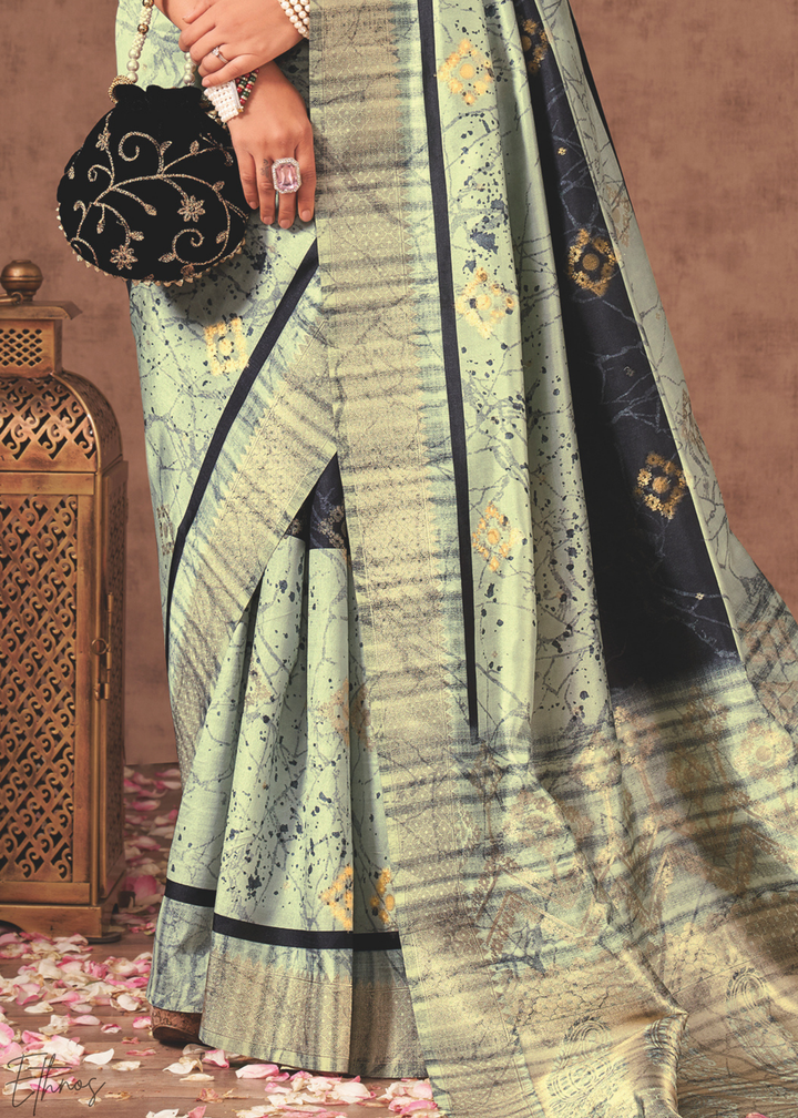 Dusty Grey Linear-Motif Jacquard Cotton Saree