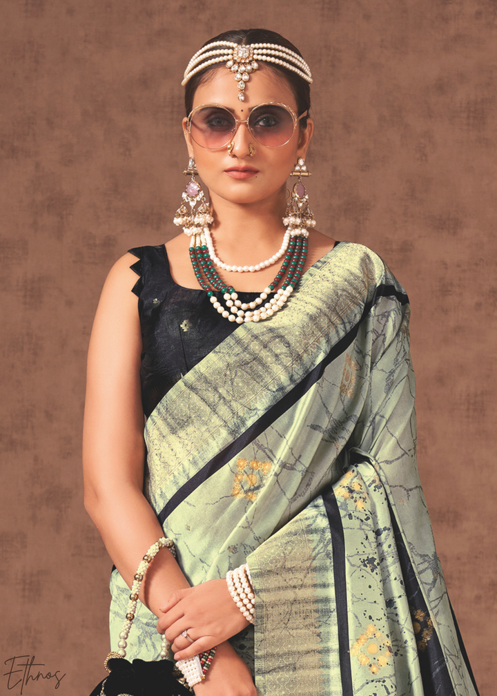 Dusty Grey Linear-Motif Jacquard Cotton Saree