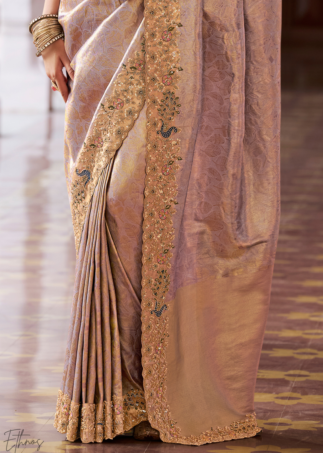 Dusty Lilac Artisanal Scallop Cutbead Border Kanjivaram Silk Saree