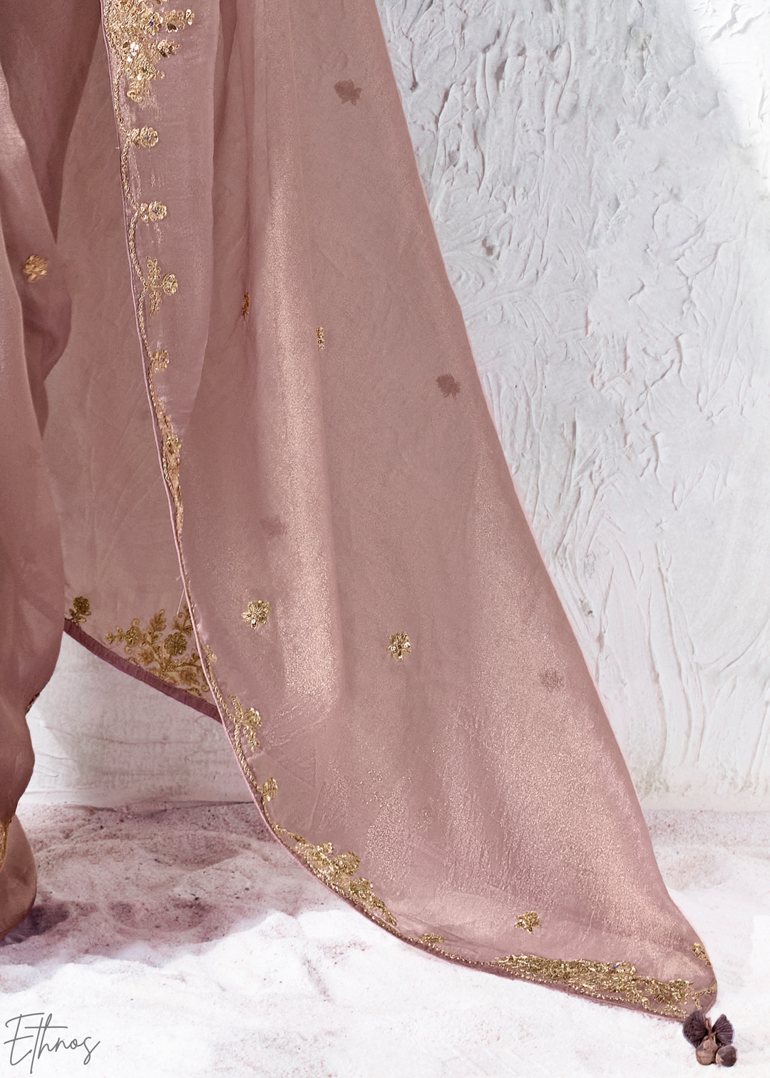 Dusty Mauve Floral Printed Blouse Organza Silk Saree