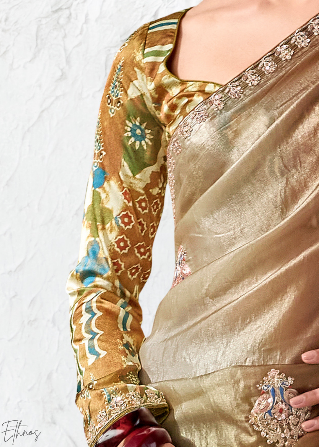 Earthy Brown Tie-Dye Pallu Organza Silk Saree