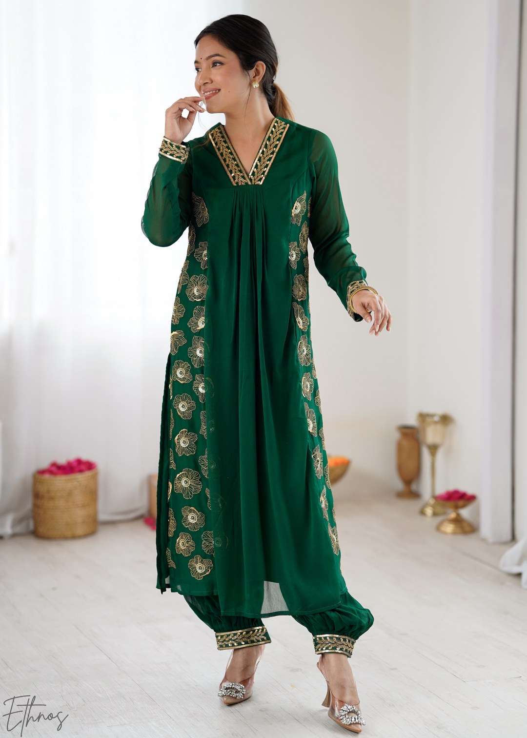 Elegant Emerald Green Embroidered Georgette Kurta Set