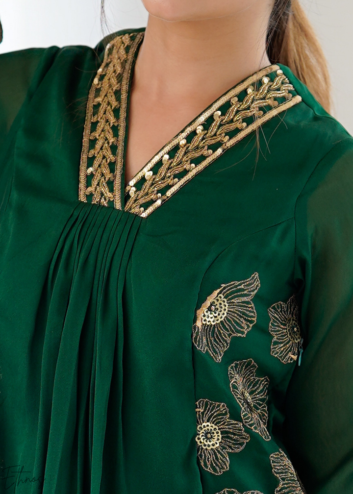 Elegant Emerald Green Embroidered Georgette Kurta Set