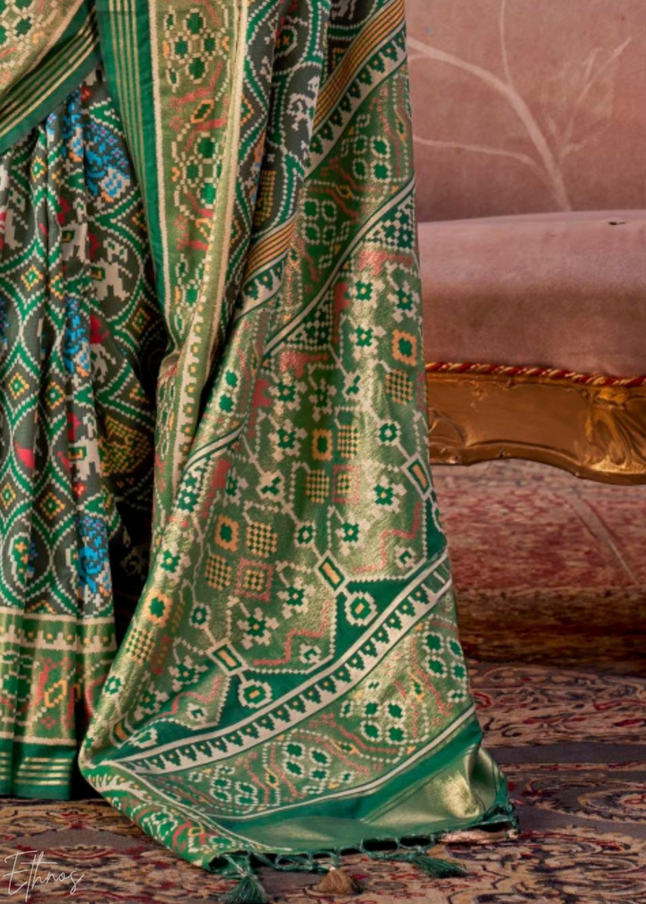 Emerald Green Ashwa Patola Silk Saree