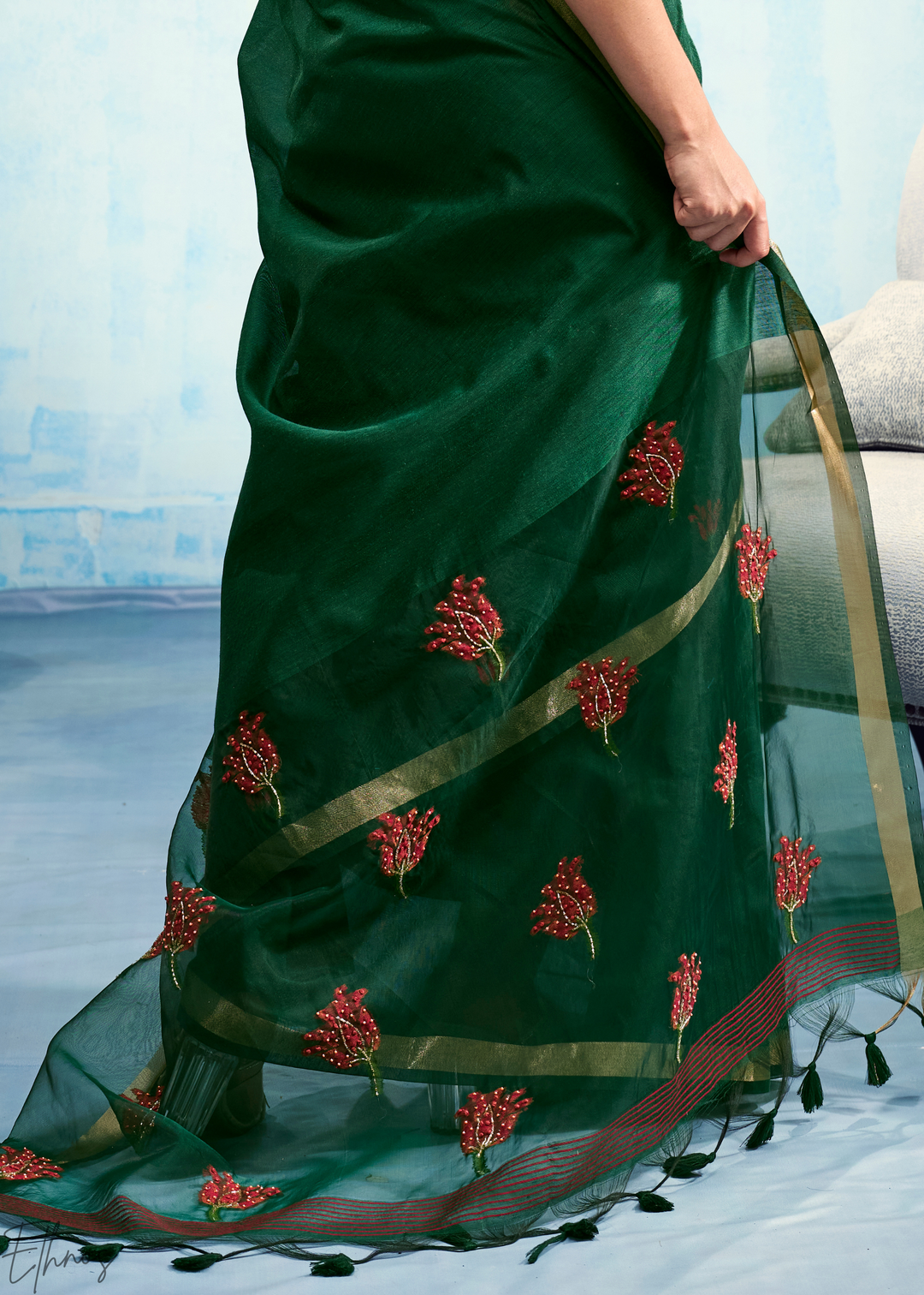 Emerald Green Rose Jamdani Munga Cotton Saree