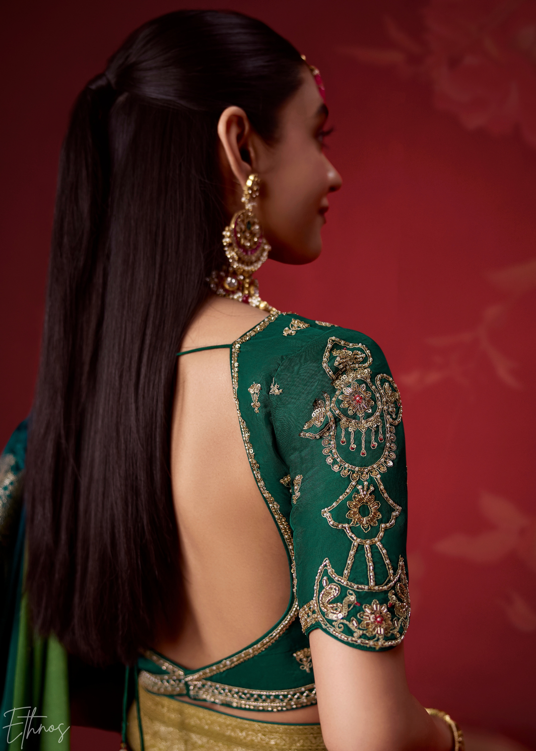 Emerald Textured Chevron Ombre Dola Silk Saree