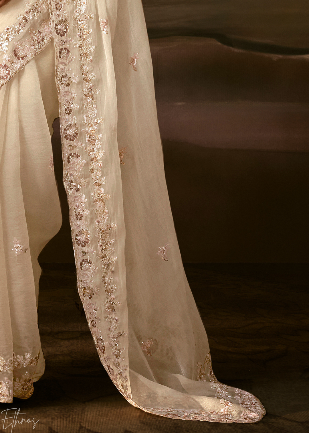 Ivory Cream Cutwork Scallop Border Organza Saree