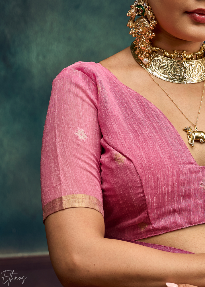 Fuchsia Flora Pallu Munga Silk Saree