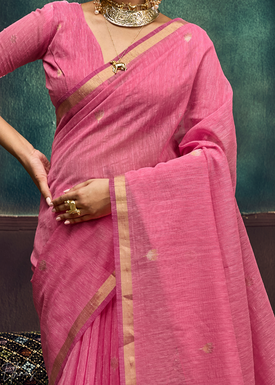 Fuchsia Flora Pallu Munga Silk Saree
