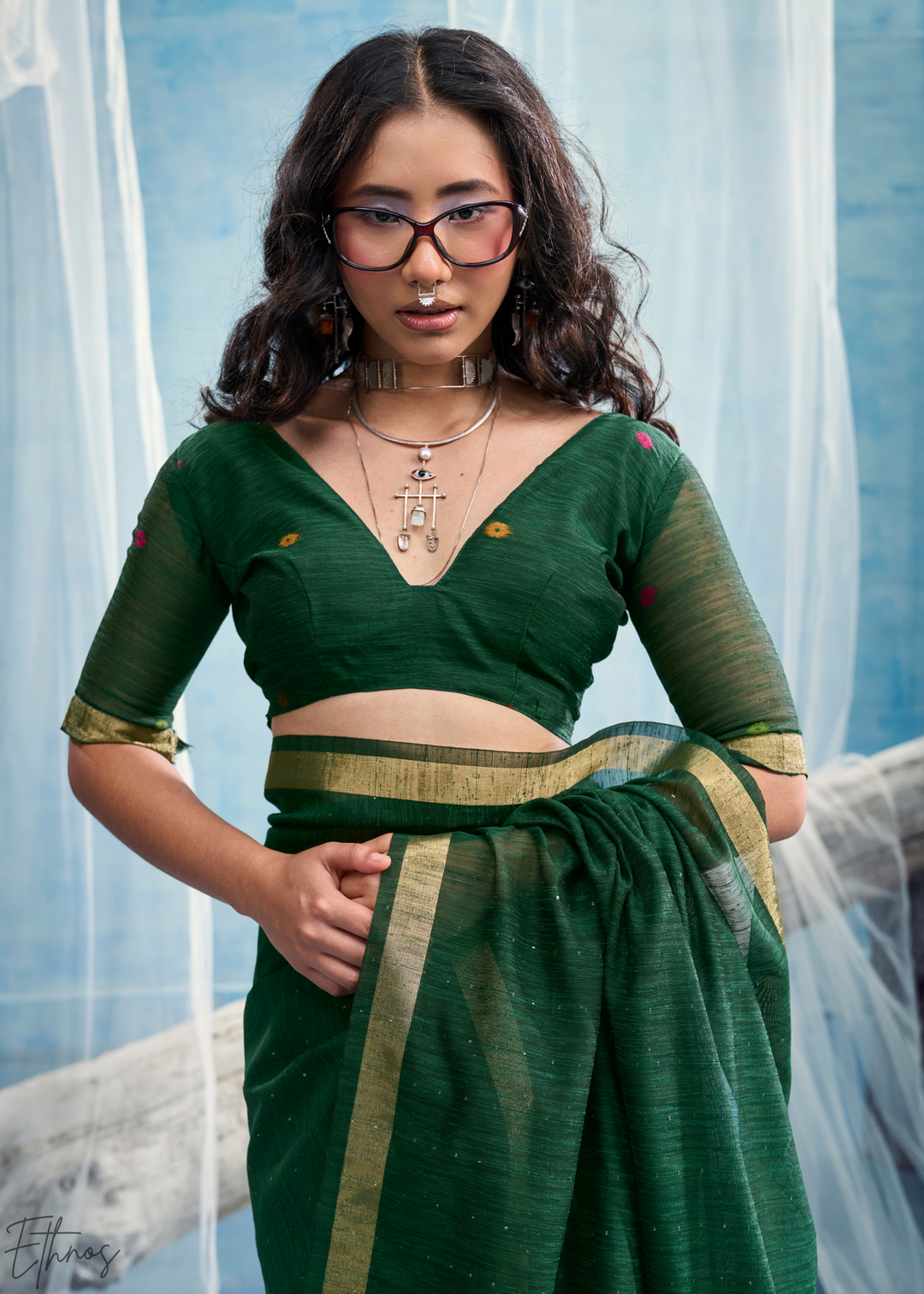 Forest Green Jardin Woven Munga Silk Saree