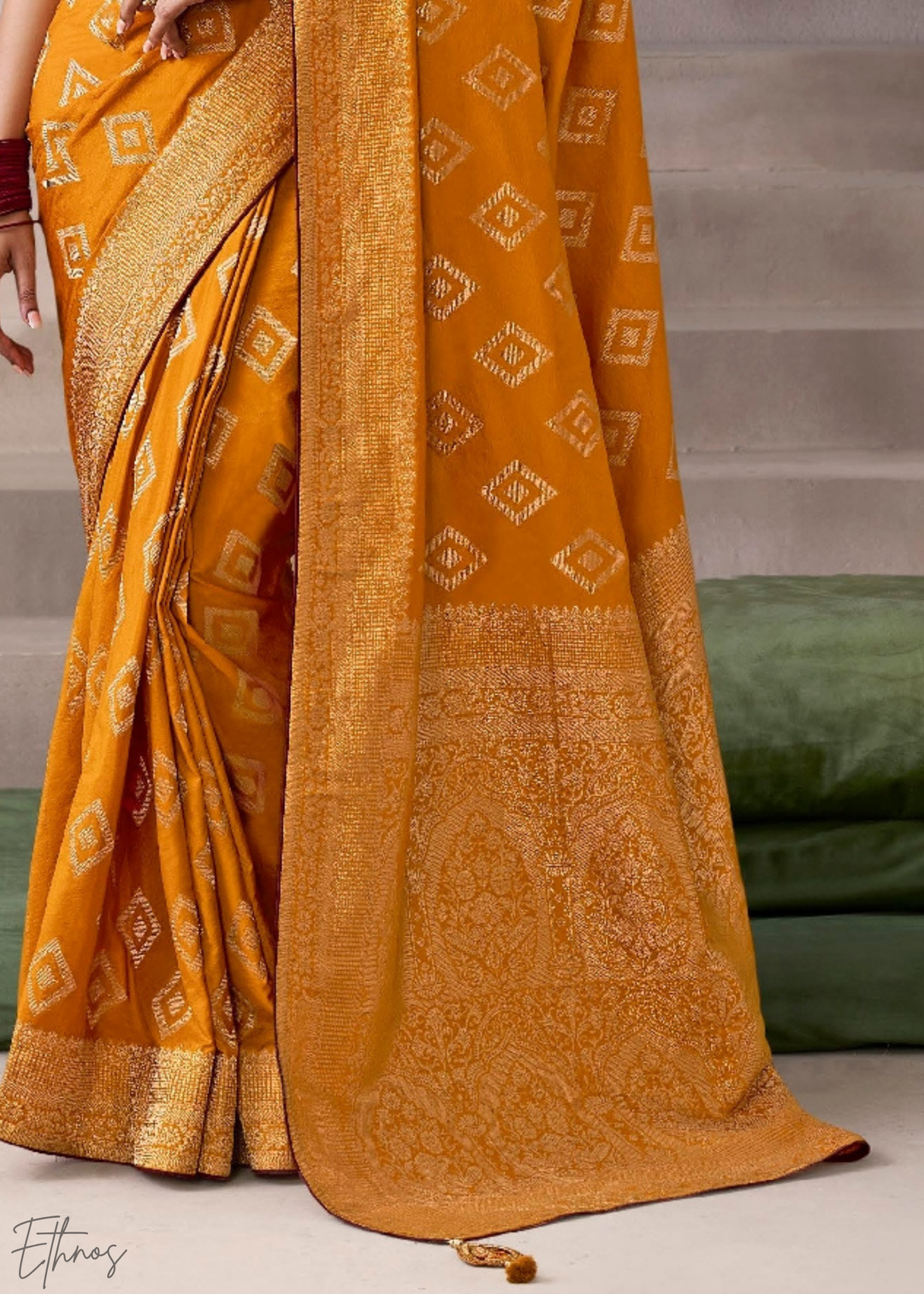 Honey-Lattice Jacquard Crepe Silk Saree